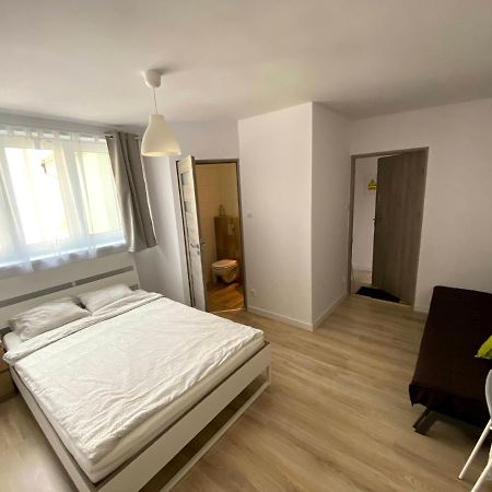 Апартаменты Zefir Pokoje Унесьце Экстерьер фото