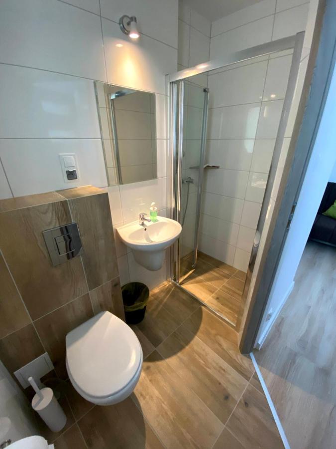 Апартаменты Zefir Pokoje Унесьце Экстерьер фото